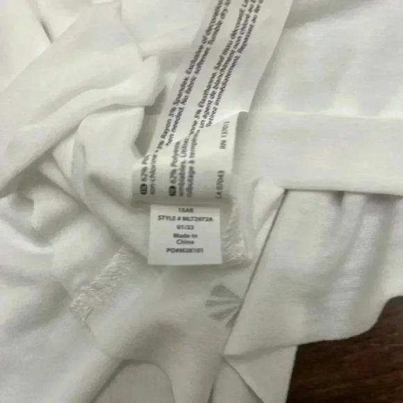 2/$12 Marika Essential Cropped Tank White Size Large Raw Hem Relaxed Fit Active - Picture 10 of 11